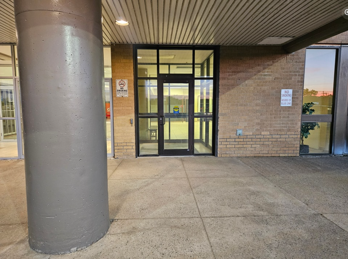Rogue Combat Arts entrance at County Fair Mall